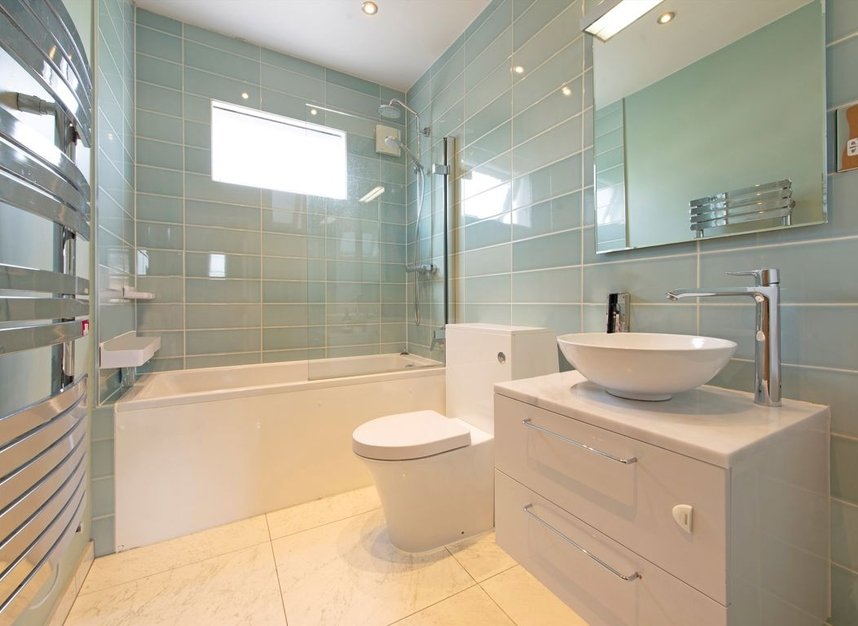 Properties for sale in Tremlett Grove - N19 5LA view6