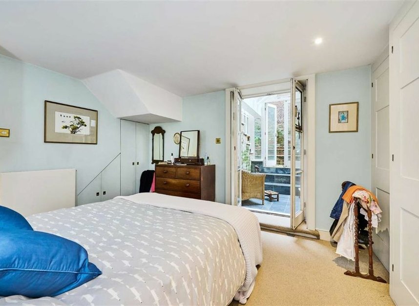 Properties sold in Trinity Church Square - SE1 4HT view7