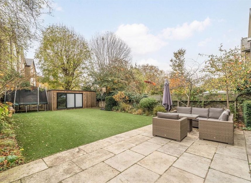 Properties sold in Tyrwhitt Road - SE4 1QB view6