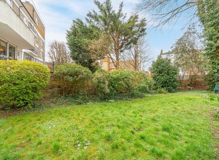 Properties for sale in Upper Park Road - NW3 2UN view8