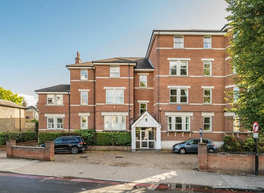 Properties sold in Upper Richmond Road - SW15 6SS view1