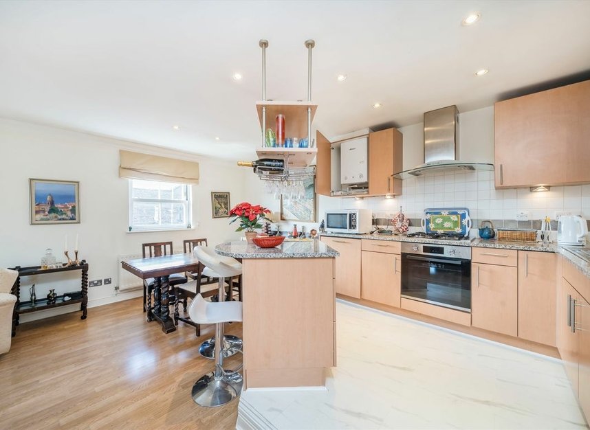 Properties sold in Upper Richmond Road - SW15 6SS view4