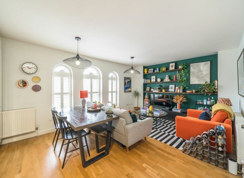 Properties sold in Upper Richmond Road - SW15 6TG view1