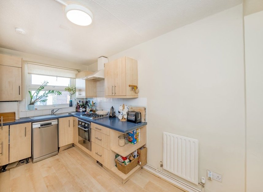 Properties for sale in Upper Richmond Road - SW15 6SJ view2