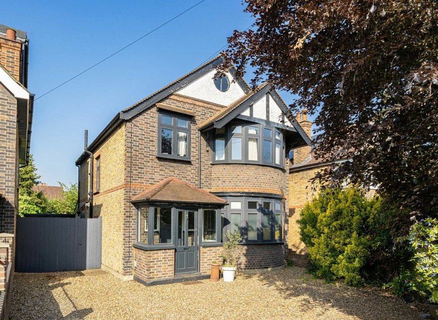 Properties sold in Uxbridge Road - TW12 3AA view1