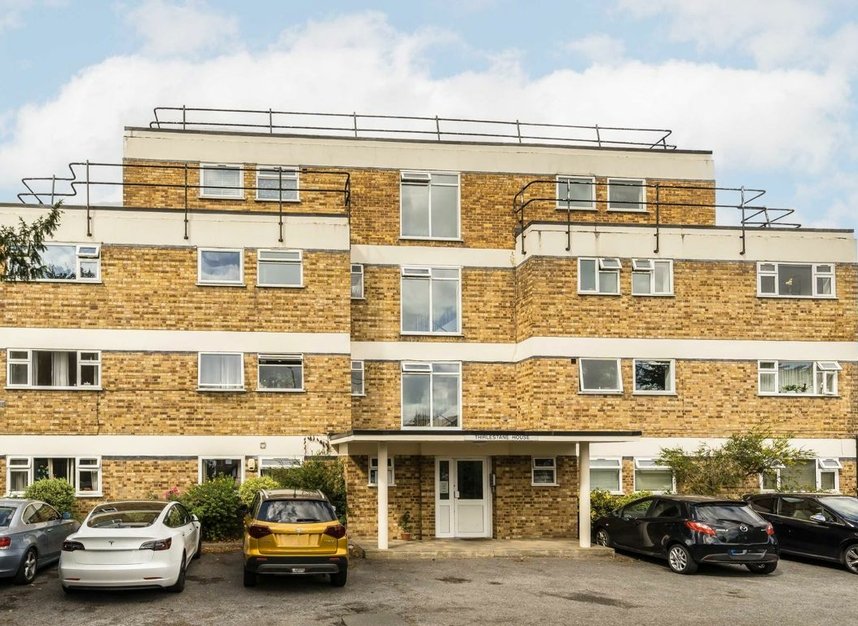 Properties for sale in Uxbridge Road - TW12 1AX view1
