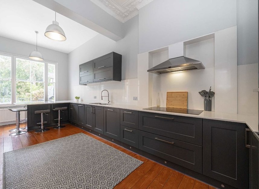 Properties for sale in Uxbridge Road - TW12 1BD view4