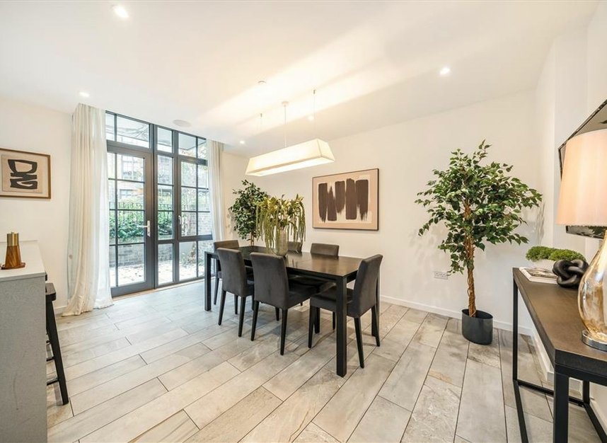 Properties for sale in Valentine Row - SE1 8BN view5