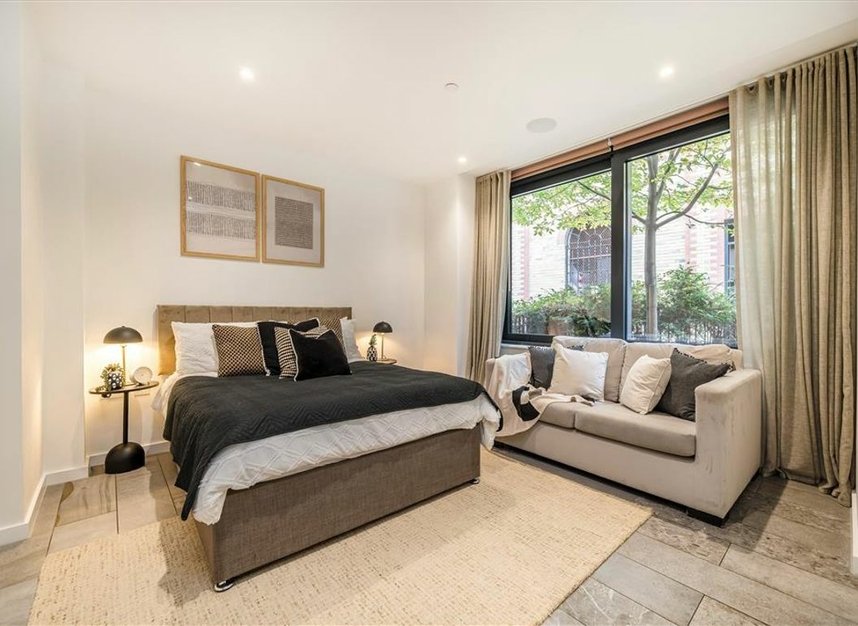 Properties for sale in Valentine Row - SE1 8BN view14