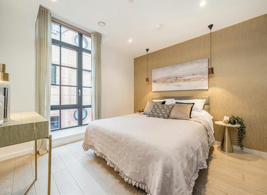 Properties for sale in Valentine Row - SE1 8BN view11