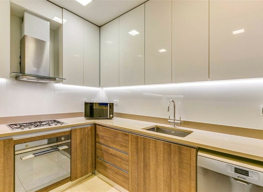 Properties for sale in Vicarage Gate - W8 4HH view3