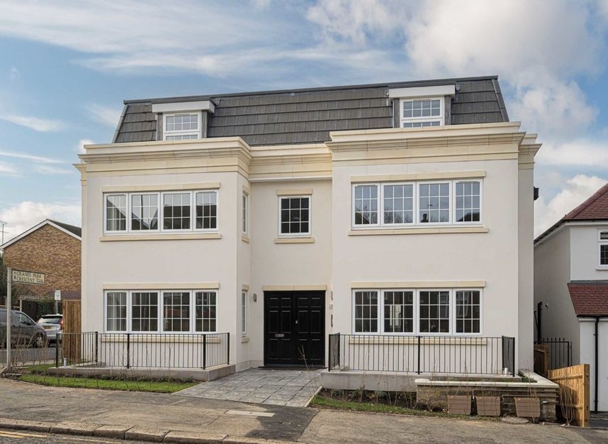 Studio for sale in Villiers Avenue, Surbiton, KT5 (Ref 218301) Dexters