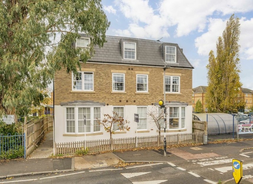 Properties for sale in Villiers Road - KT1 3AR view1