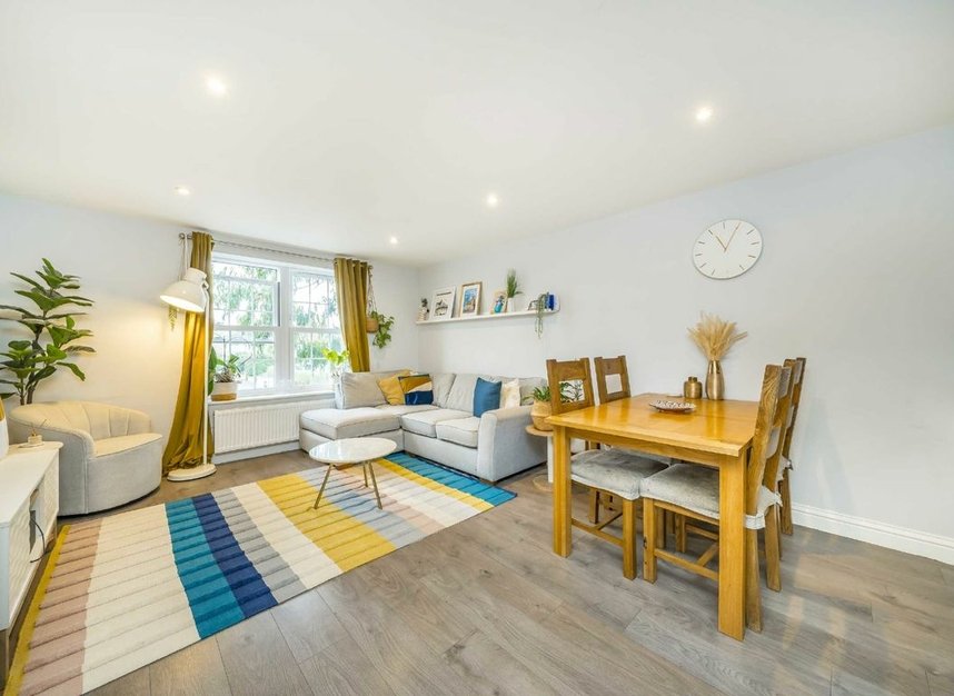 Properties for sale in Villiers Road - KT1 3AR view3