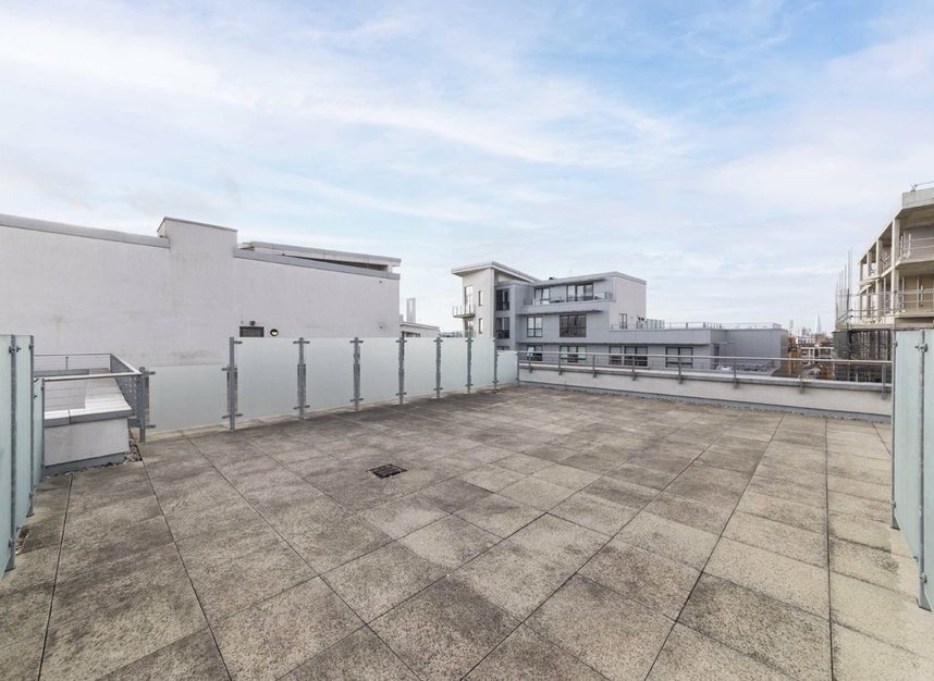 Flat for sale in Violet Road, London, E3 | Dexters