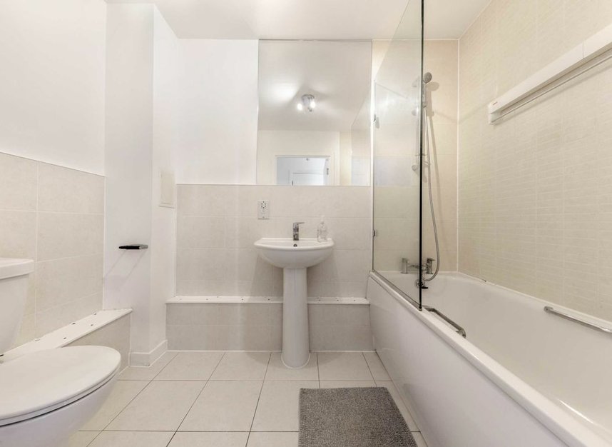 Flat for sale in Violet Road, London, E3 (Ref 152051) Dexters