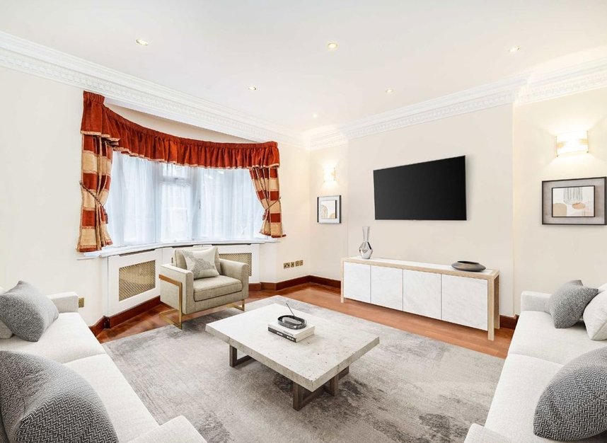 Properties for sale in Vyner Road - W3 7LY view2