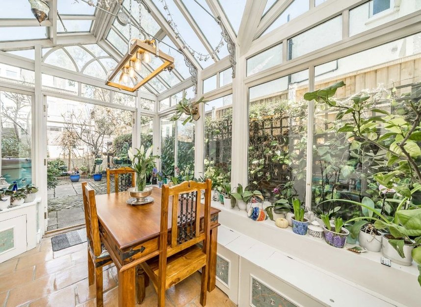 Properties for sale in Wakehurst Road - SW11 6DA view10