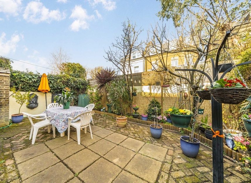 Properties for sale in Wakehurst Road - SW11 6DA view15