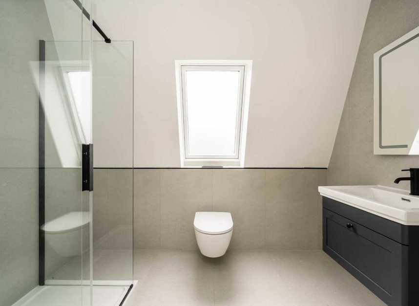 Properties for sale in Waldeck Road - W4 3NP view10