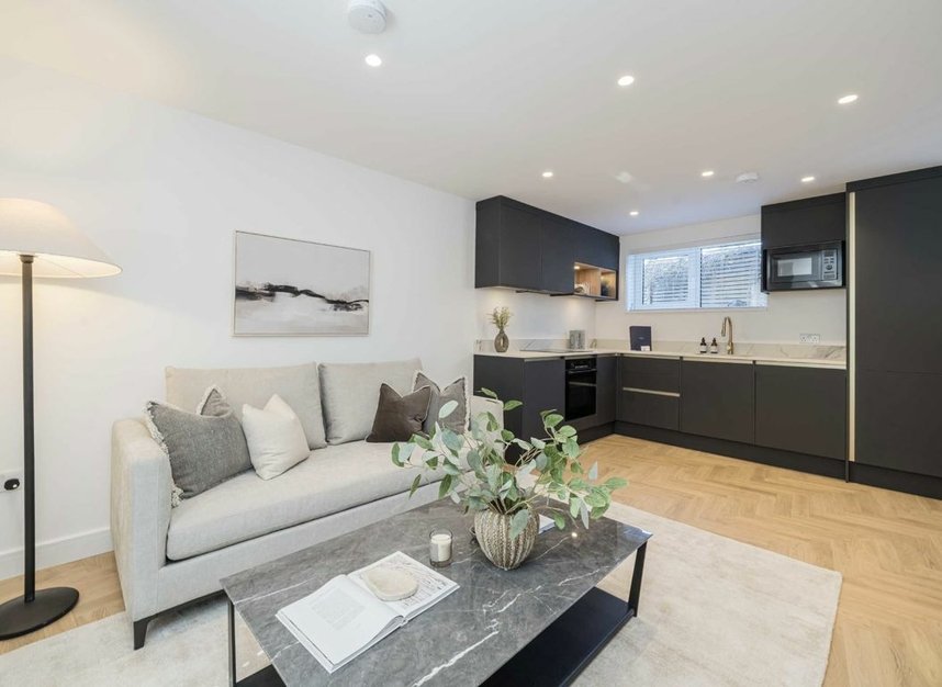 Properties for sale in Waldeck Road - W4 3NP view2
