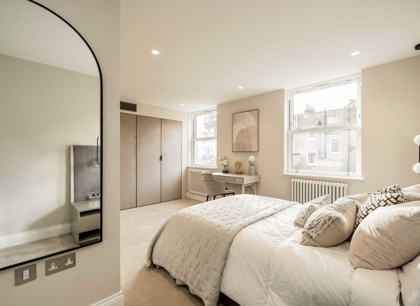 Properties for sale in Waldron Mews - SW3 5BT view7