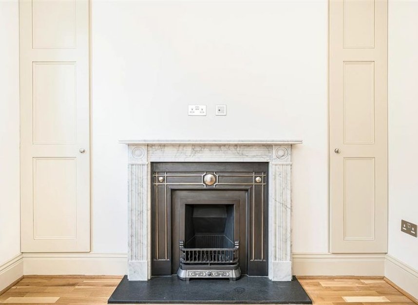 Properties for sale in Walnut Tree Walk - SE11 6DN view14