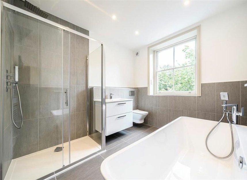 Properties for sale in Walnut Tree Walk - SE11 6DN view8