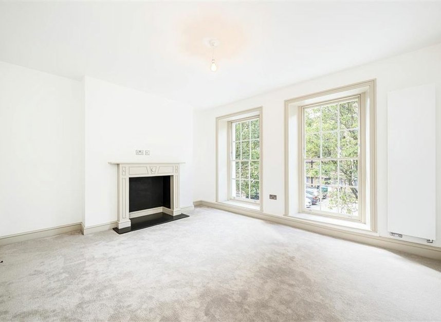 Properties for sale in Walnut Tree Walk - SE11 6DN view6