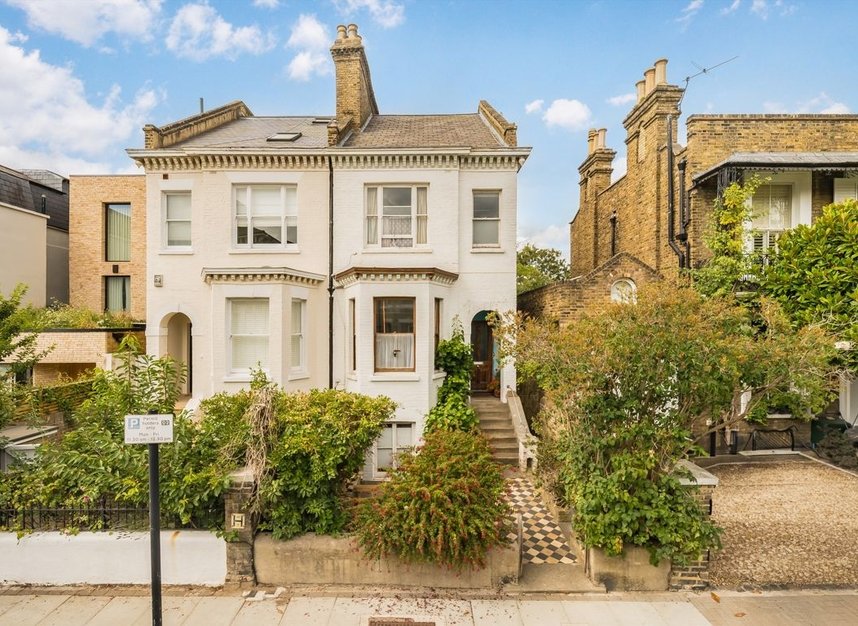 Properties for sale in Wandle Road - SW17 7DW view1