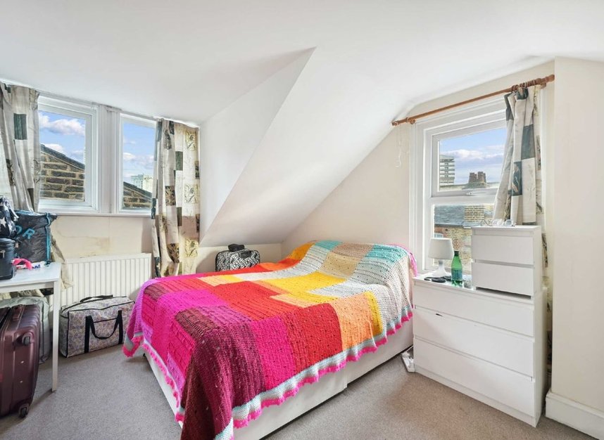 Flat for sale in Wandsworth Bridge Road, London, SW6 (Ref 214423) Dexters
