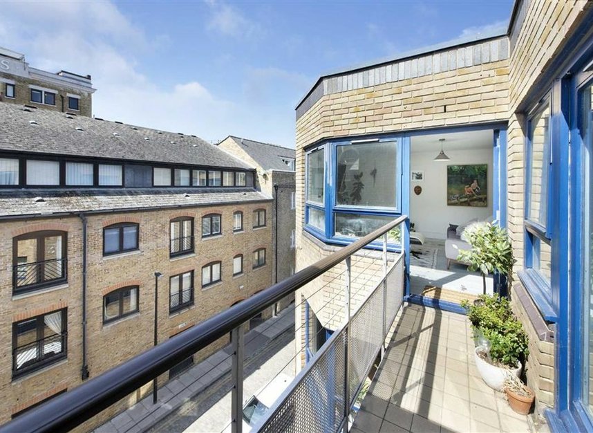 Properties sold in Wapping High Street - E1W 3NX view1