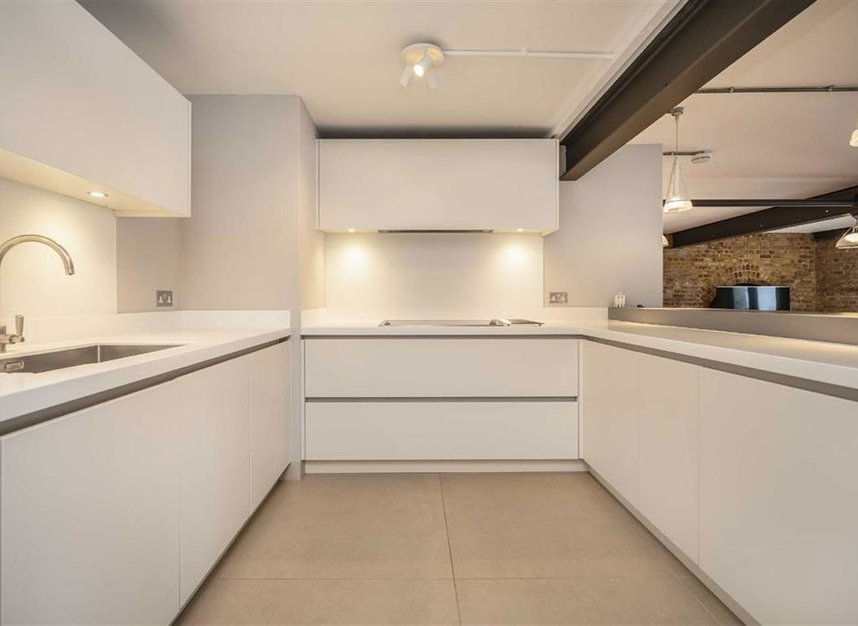 Properties for sale in Wapping High Street - E1W 2PR view4