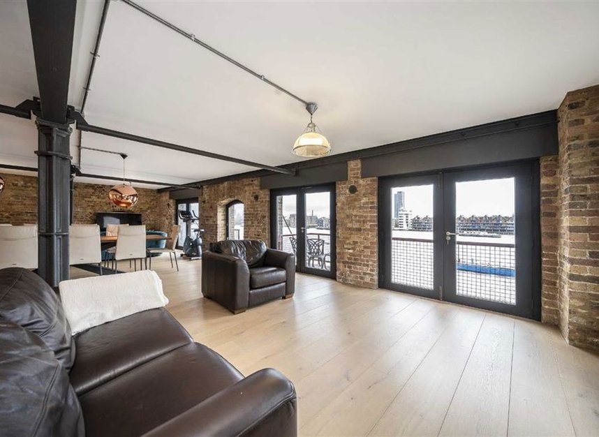 Properties for sale in Wapping High Street - E1W 2PR view3