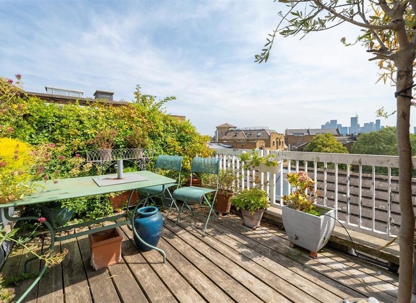 Properties for sale in Wapping High Street - E1W 2NB view9