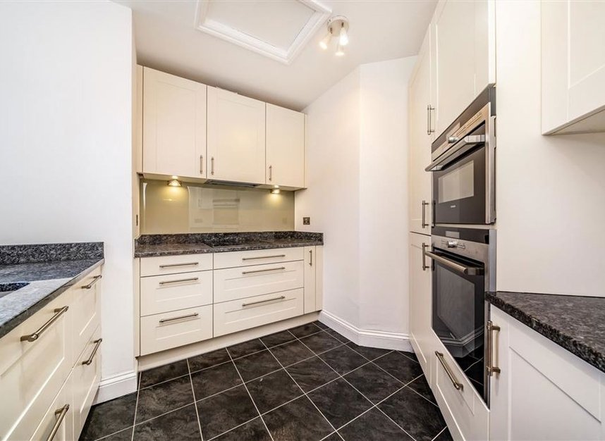 Properties for sale in Wapping Lane - E1W 2RU view5