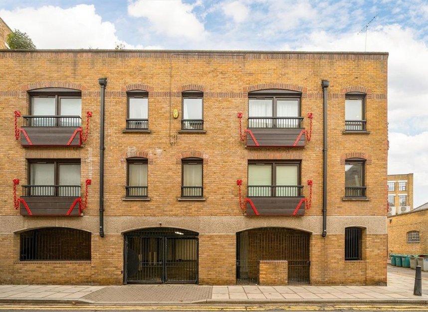 Properties for sale in Wapping Lane - E1W 2RU view1