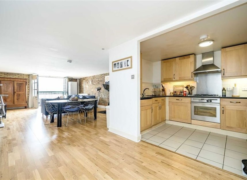 Properties for sale in Wapping Wall - E1W 3SJ view3