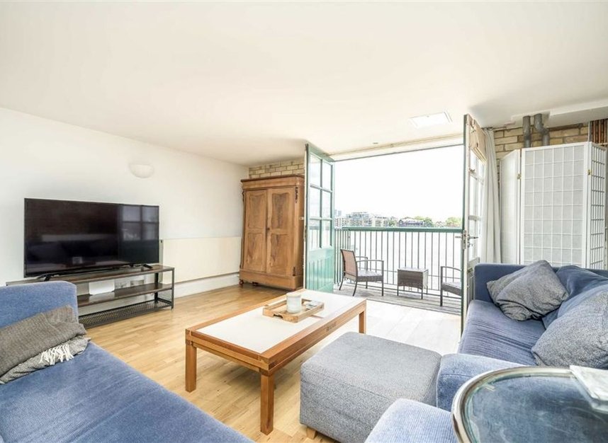 Properties for sale in Wapping Wall - E1W 3SJ view2