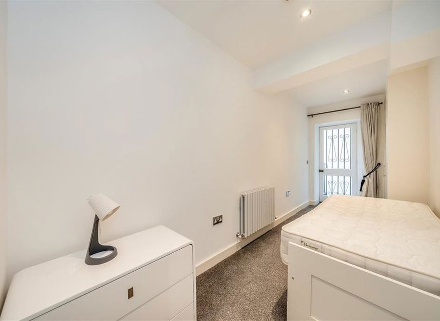 Properties for sale in Warren Street - W1T 5NT view6