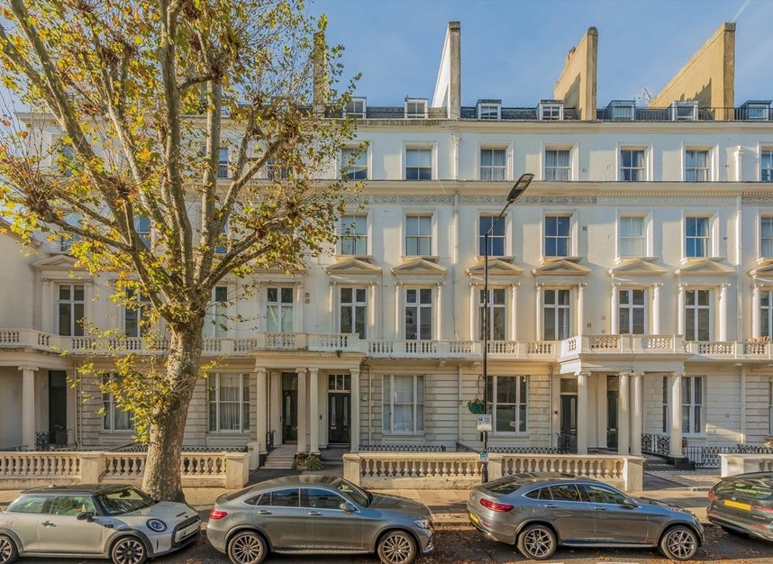 Properties for sale in Warrington Crescent - W9 1EL view1