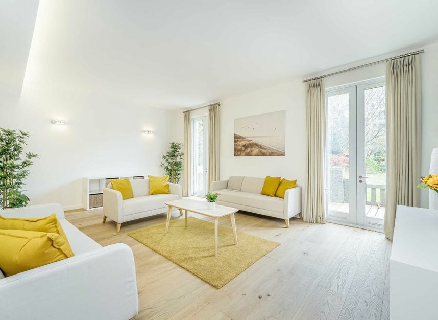 Properties for sale in Warrington Crescent - W9 1EL view2