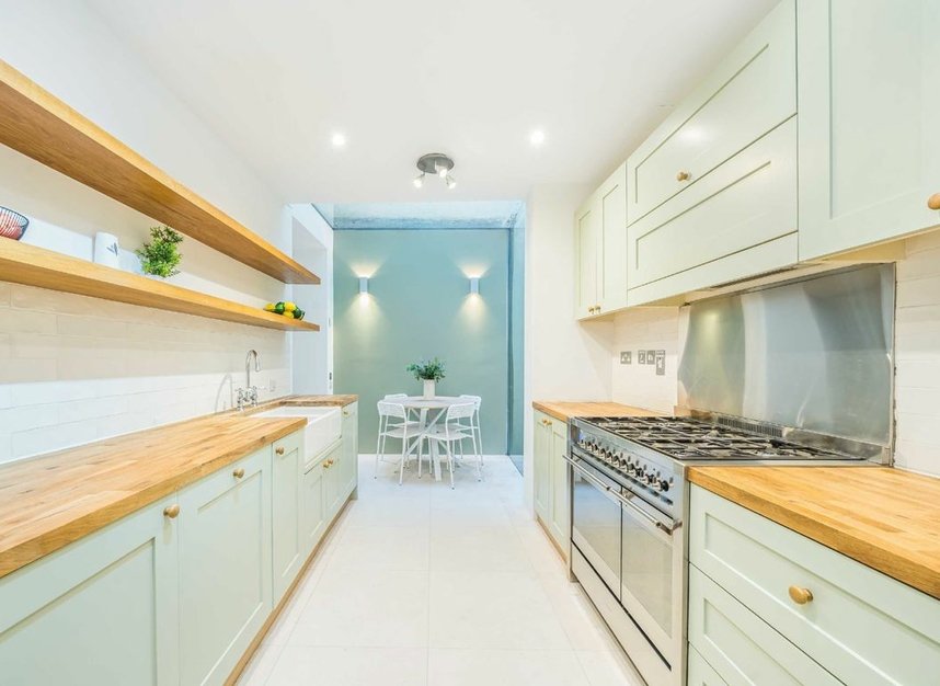 Properties for sale in Warrington Crescent - W9 1EL view4
