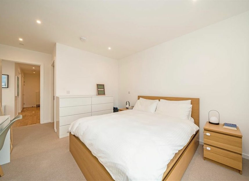 Properties for sale in Waterline Way - SE8 3JX view4