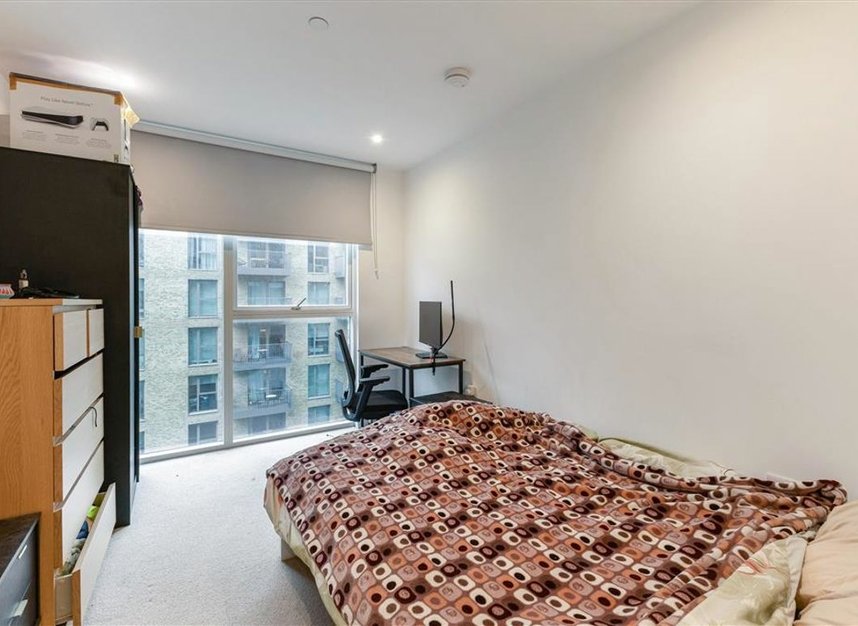 Properties for sale in Waterline Way - SE8 3JX view6
