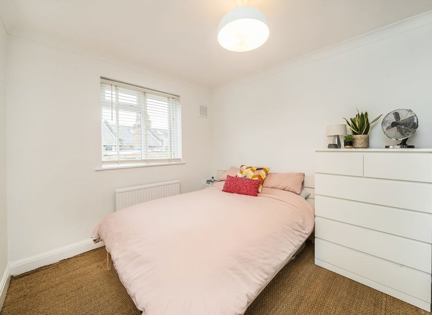 Properties for sale in Waterlow Road - N19 5NJ view4