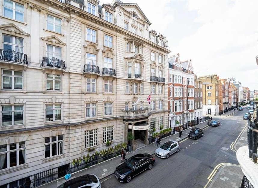 Properties for sale in Welbeck Street - W1G 9YB view6