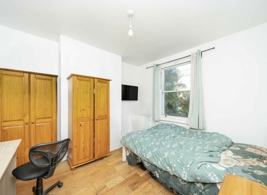 Properties for sale in Wells House Road - NW10 6ED view3