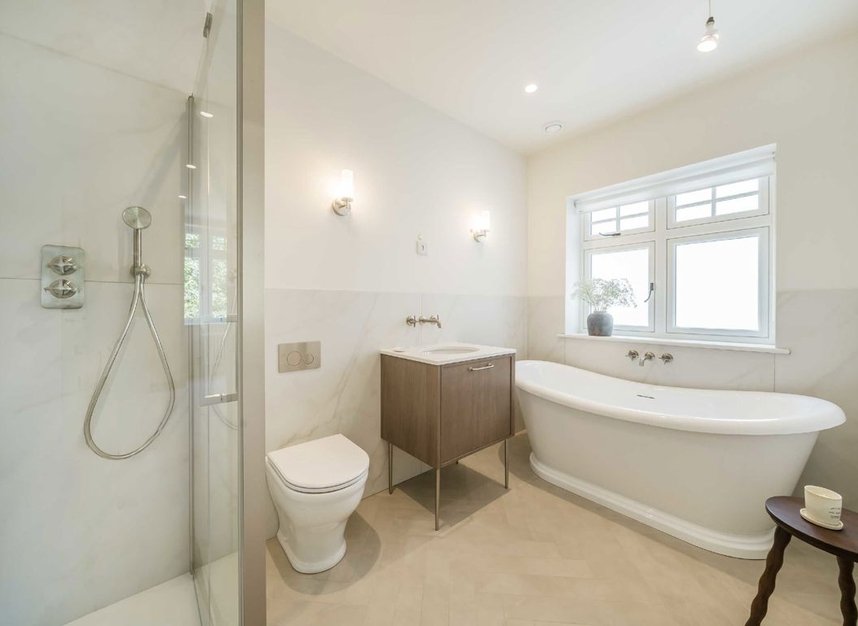 Properties for sale in Wensleydale Road - TW12 2LW view7