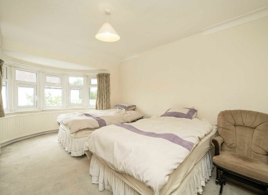 Properties for sale in Wentworth Park - N3 1YH view5